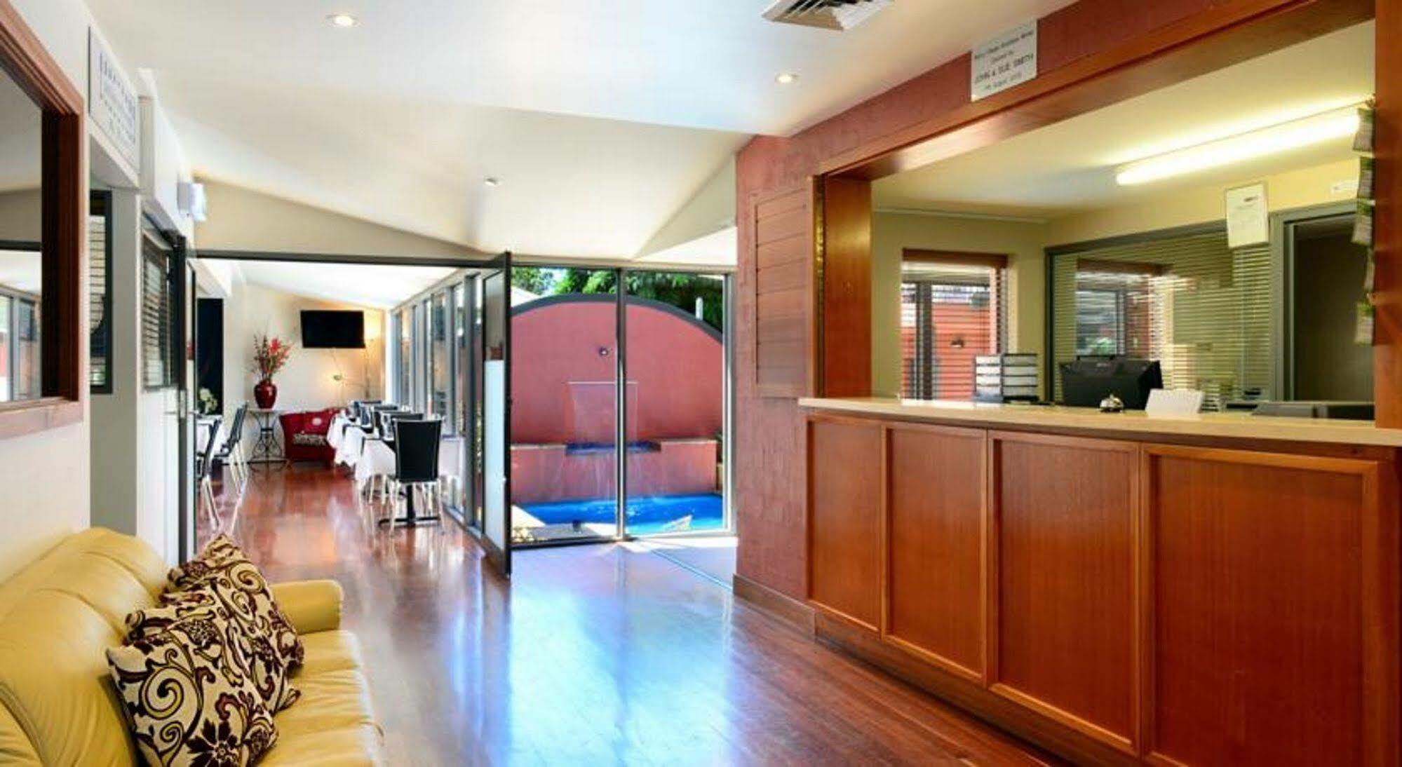 Berry Village Boutique Motel מראה חיצוני תמונה